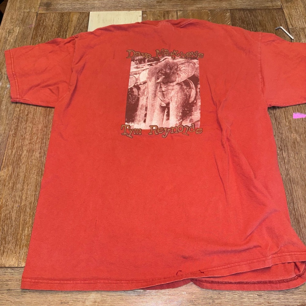 Hanes Dave Matthews Tim Reynolds Shirt Mens XL Red 2003 Tour Elephant Graphic